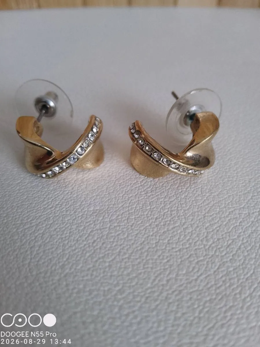 Women's  Earrings - Image 2