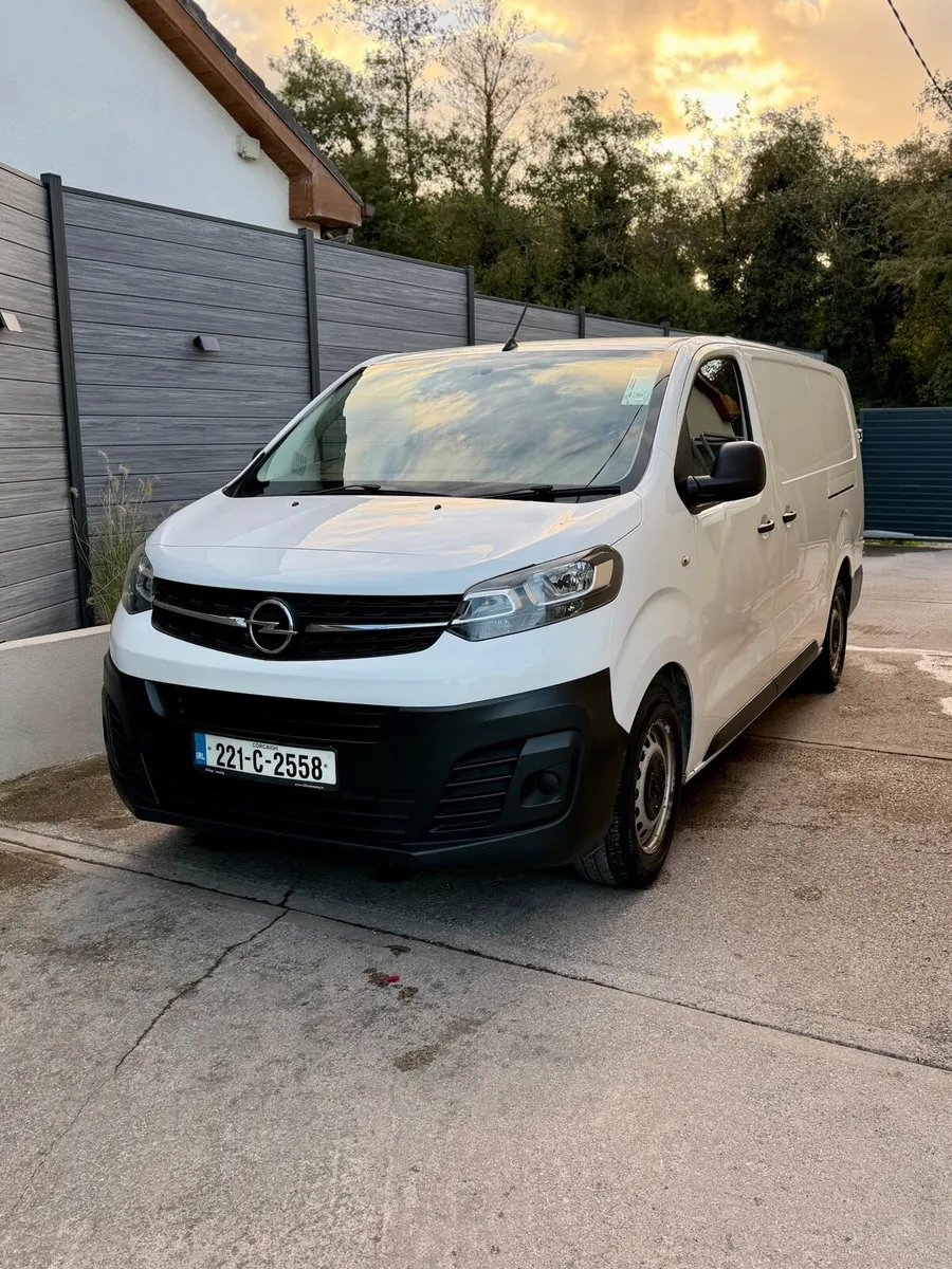 221 Opel Vivaro - Image 3