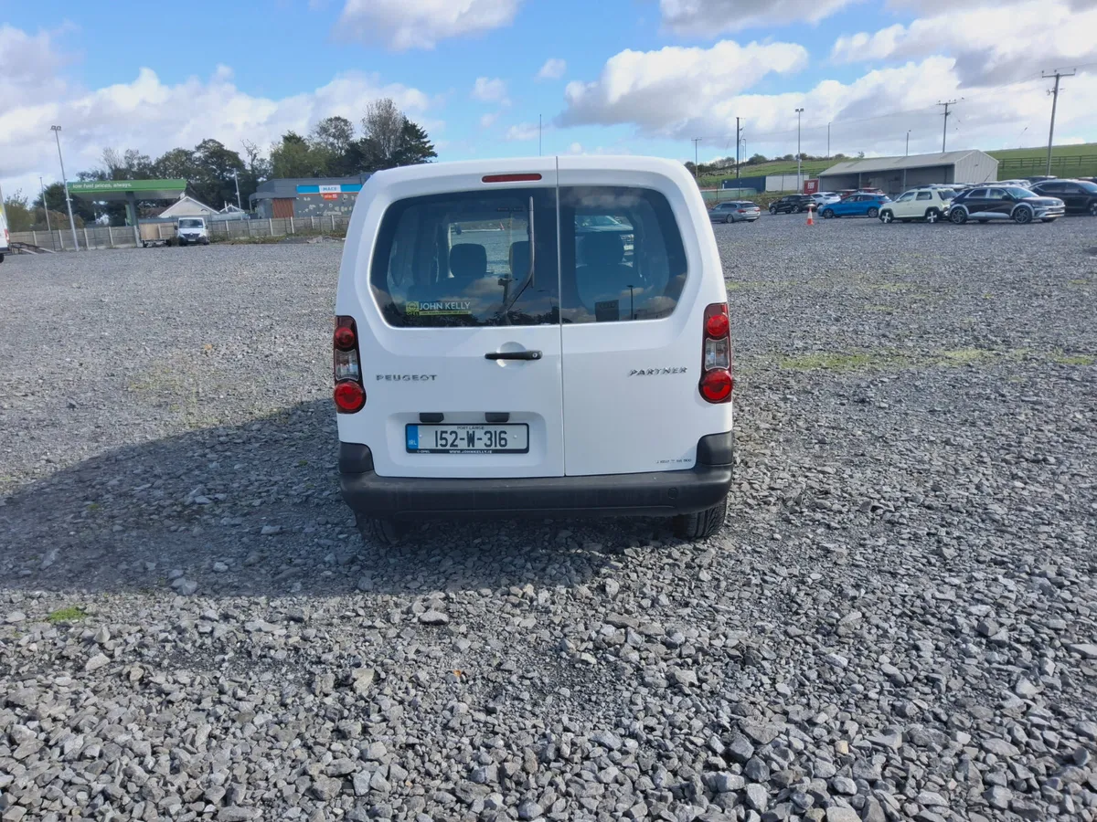 Unreserved Auction 2015 Peugeot Partner - Image 4
