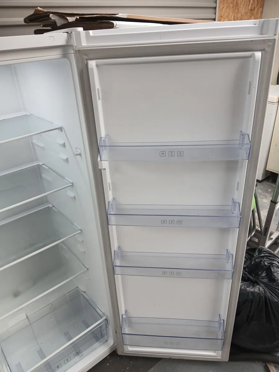 Fridge - Image 4