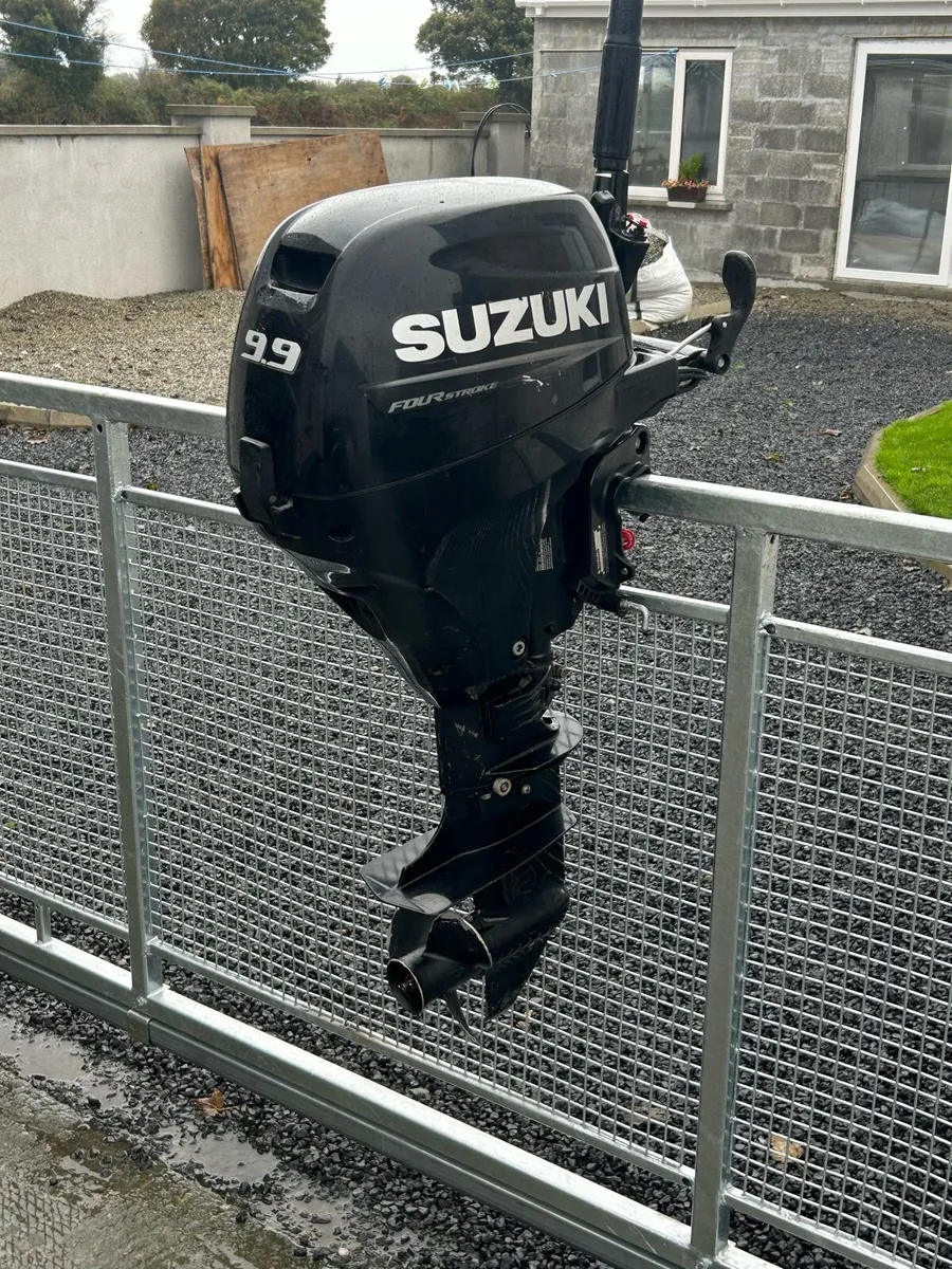 Suzuki 9.9hp 4 Stroke Outboard Engine - Image 1