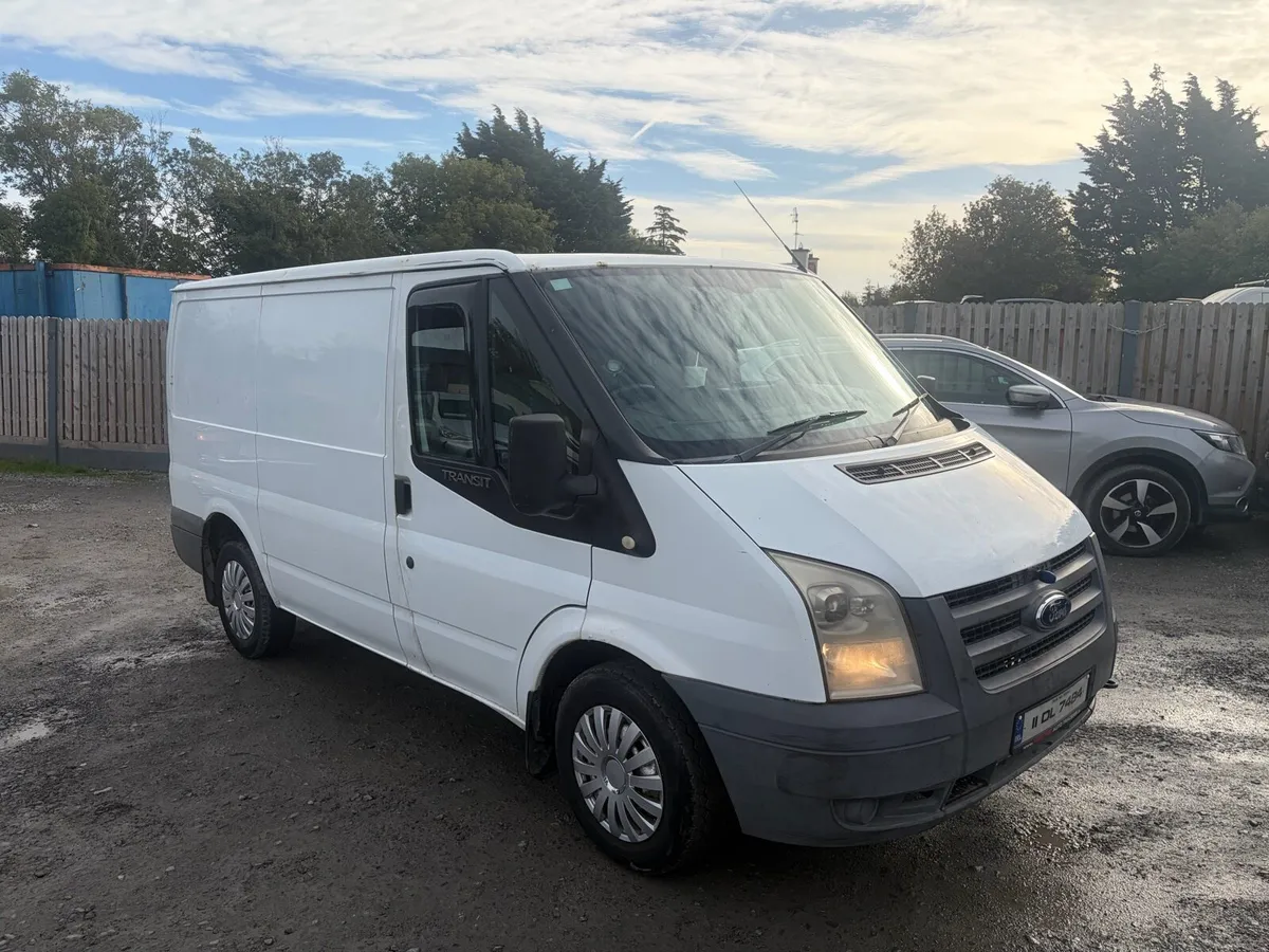 2011 ford transit 100 T260 - Image 1