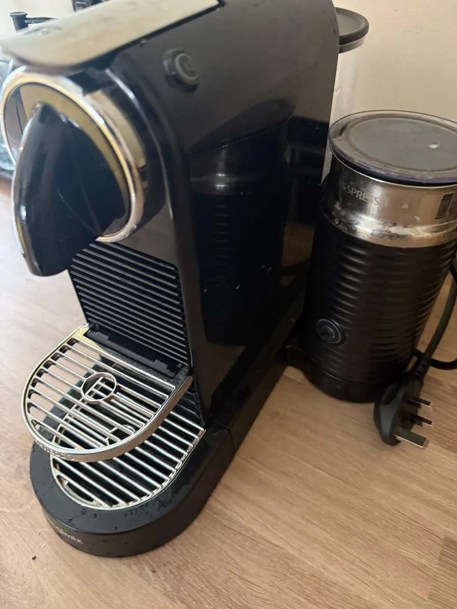 Nesspresso coffee machine - Image 2