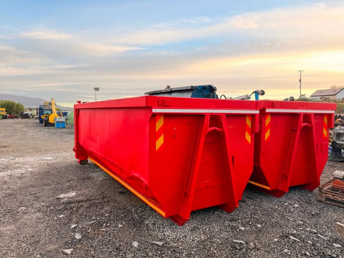 Choice of 2  Hookloader hook Skip Bodies  Refurbis - Image 2