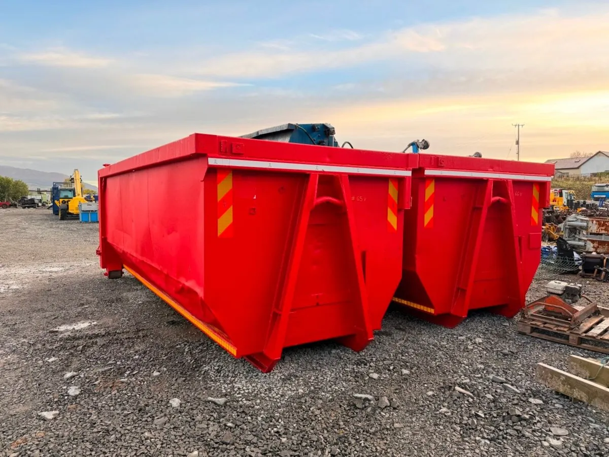 Choice of 2  Hookloader hook Skip Bodies  Refurbis - Image 1