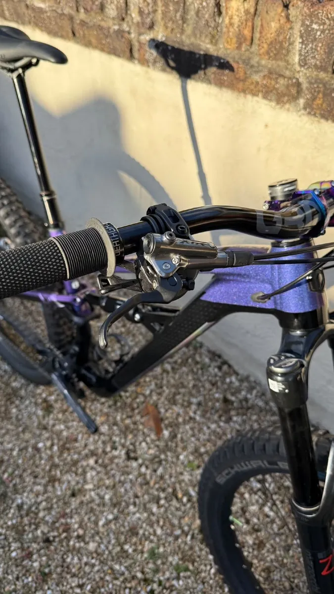 Polygon Siskiu T8 Custom Build Size Large - Image 3