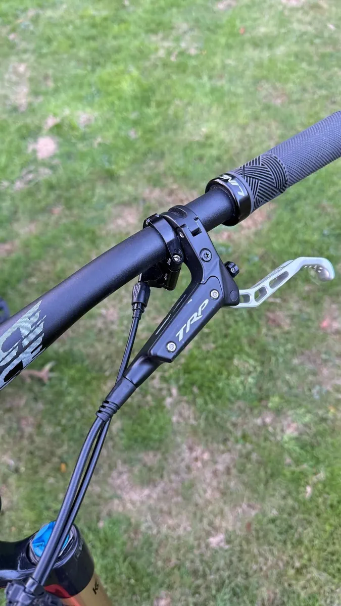 Polygon Siskiu T8 Custom build Size Large - Image 3
