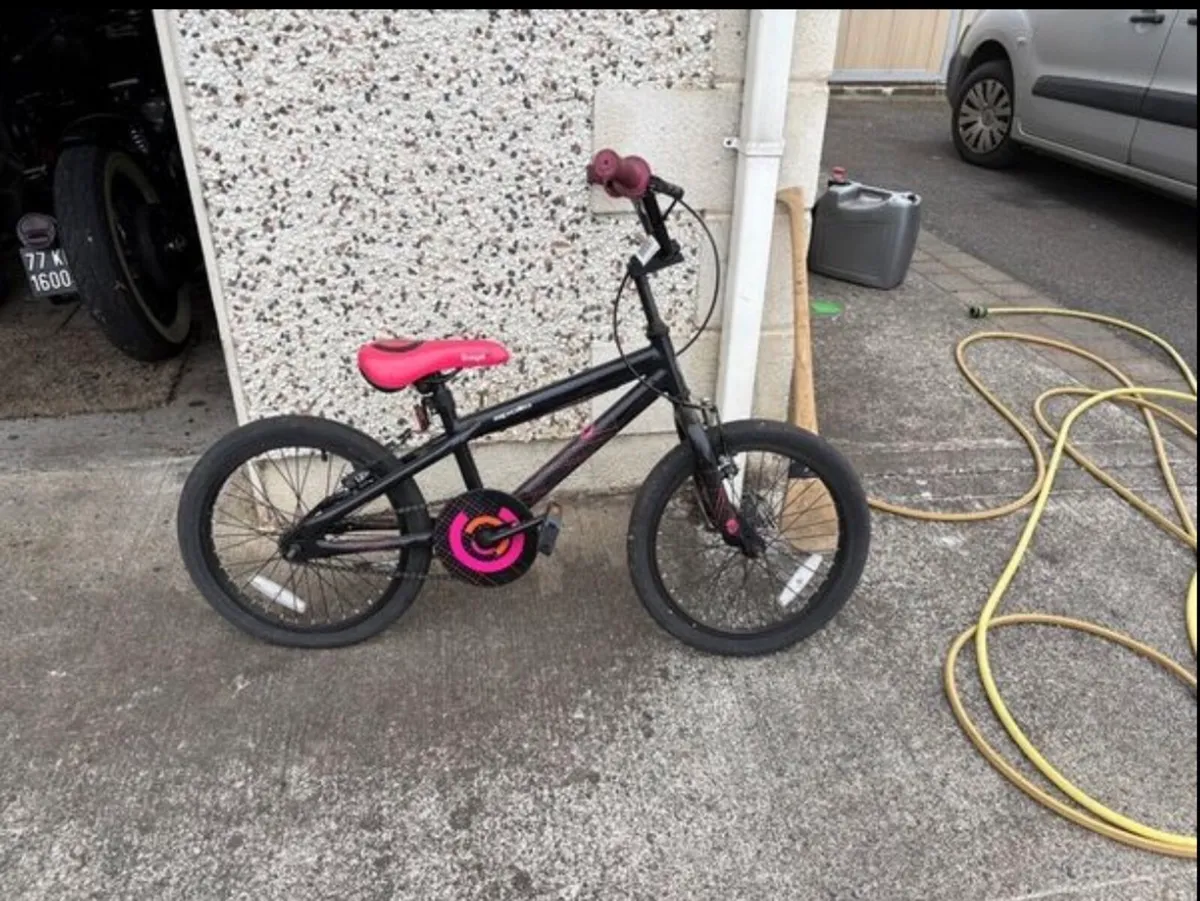 Child's bike - Image 1