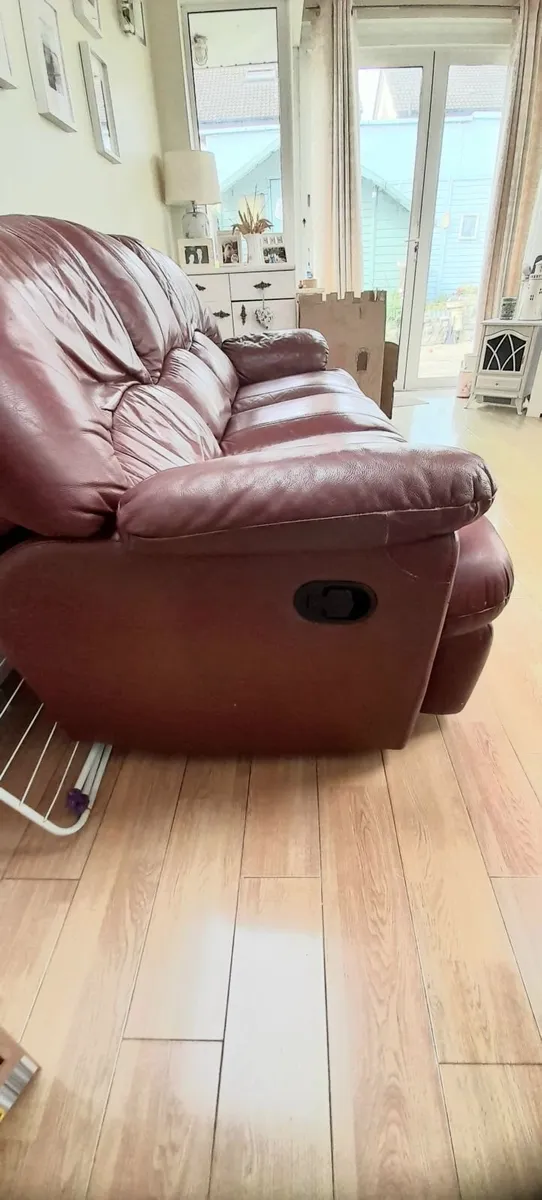 3 seater reclining sofa - Image 3