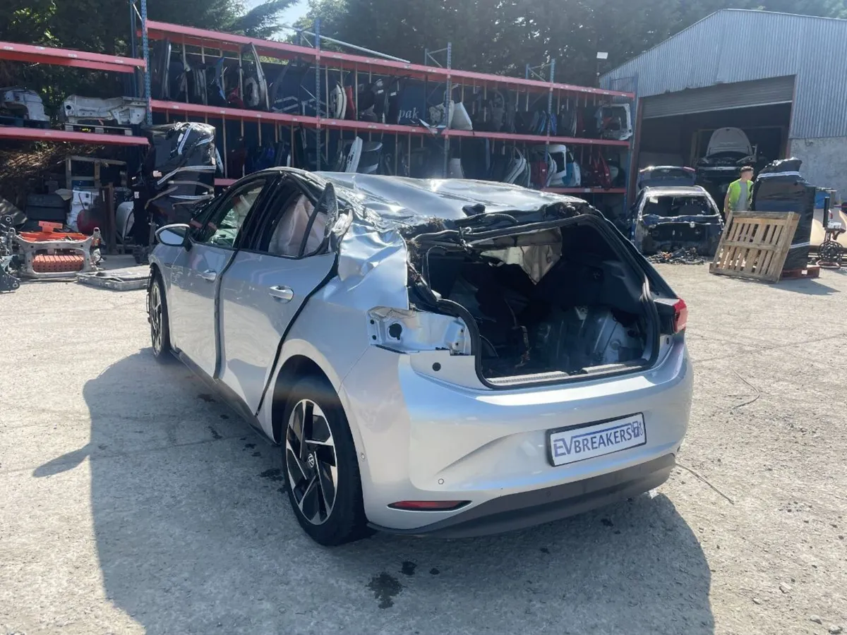 VOLKSWAGEN ID3 FOR BREAKING - MULTIPLE IN STOCK - Image 3