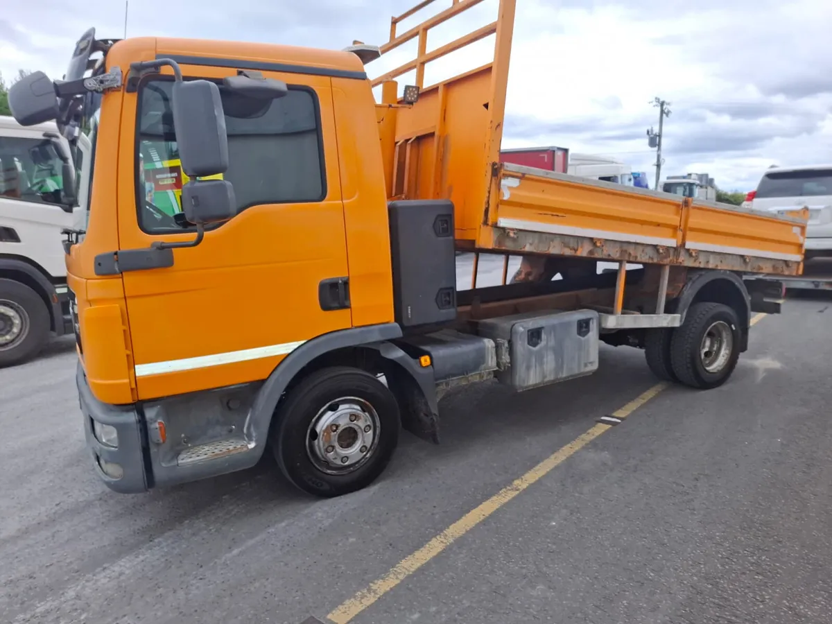 Man Tipper 7.5ton - Image 4