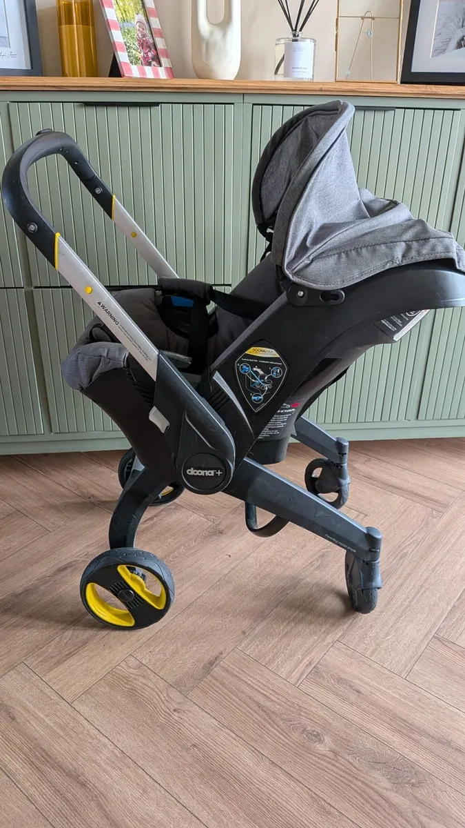 Doona Plus Car Seat & Stroller - Image 1
