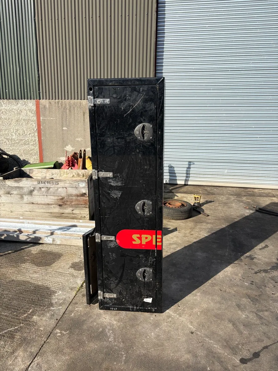 Strap box - Image 1