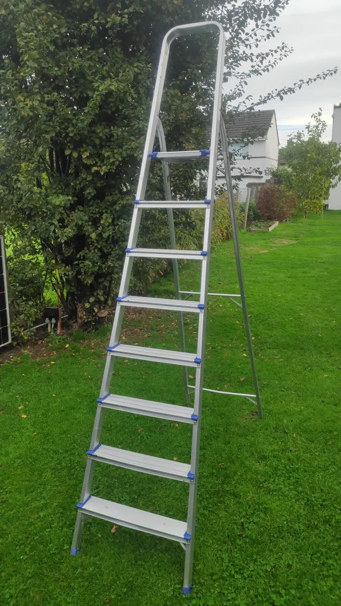 Step Ladder 7 tread excellent condition