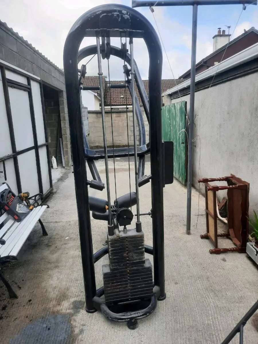 Gym equipment - Image 2
