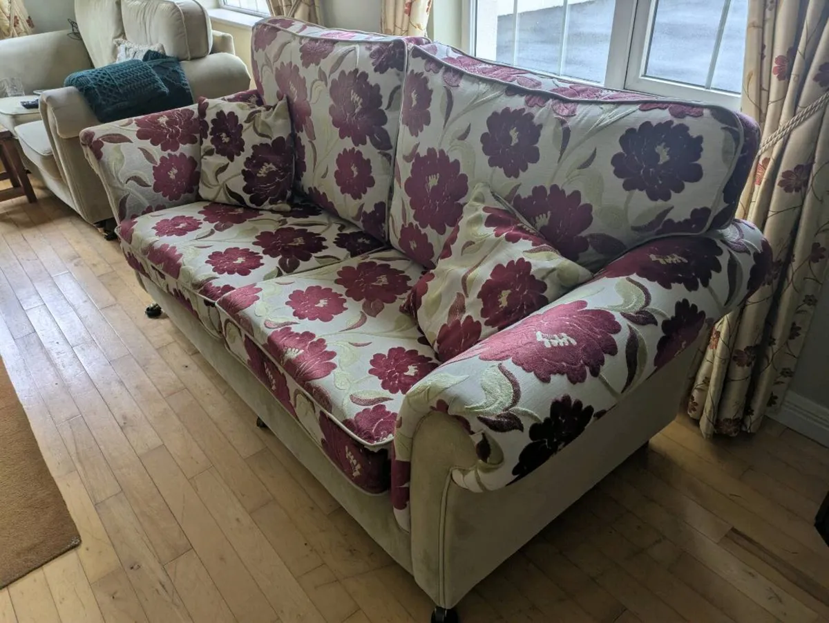 Couch - Image 3