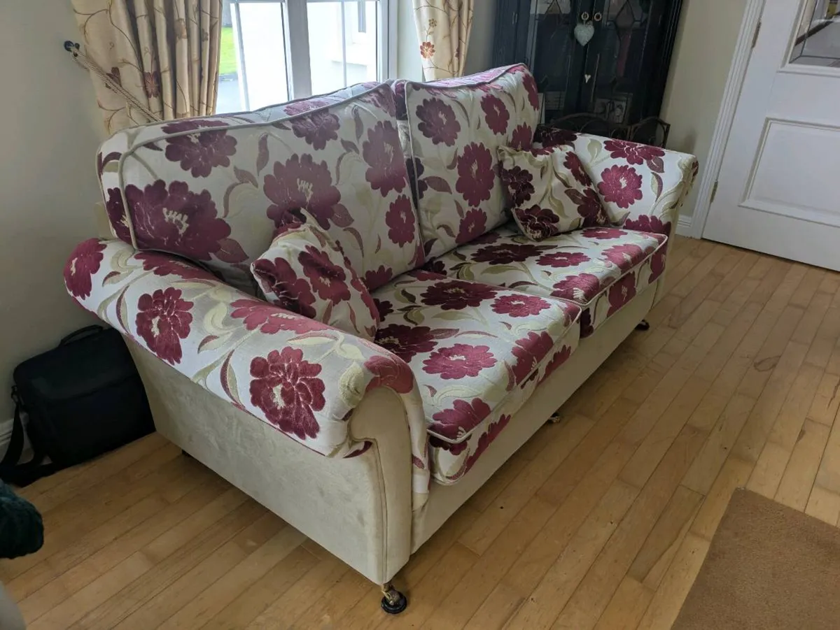 Couch - Image 1