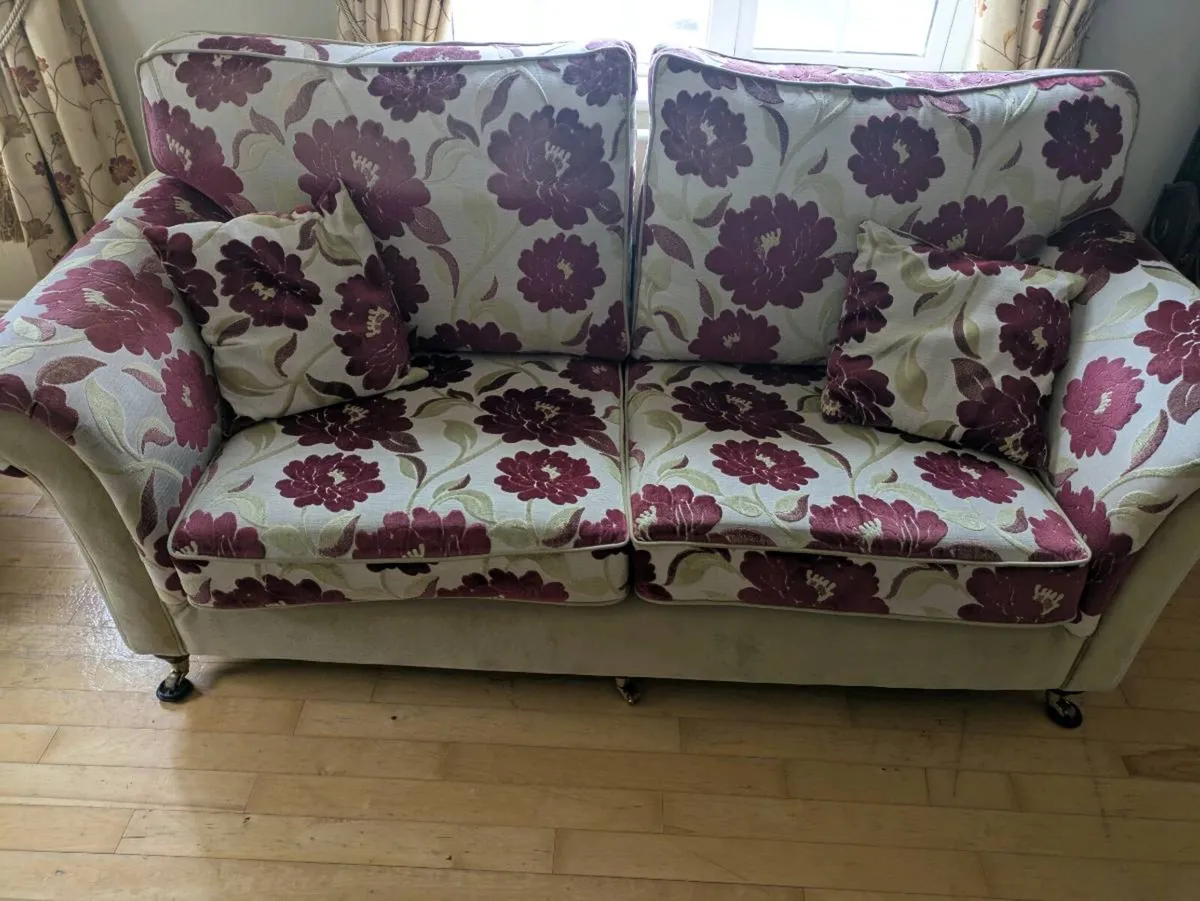 Couch - Image 2