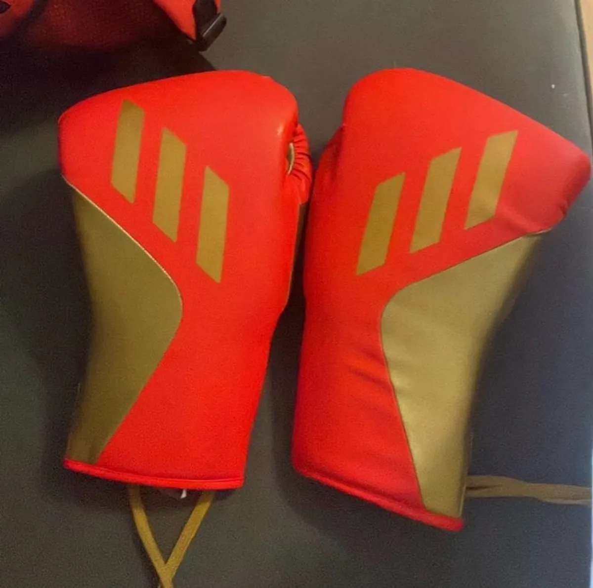 boxing gloves - Image 3