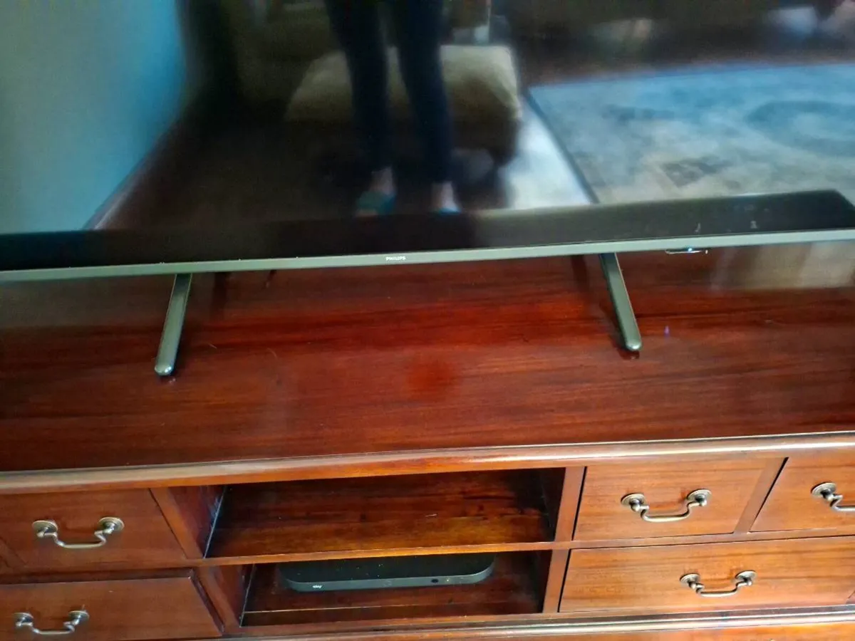 TV unit - Image 2