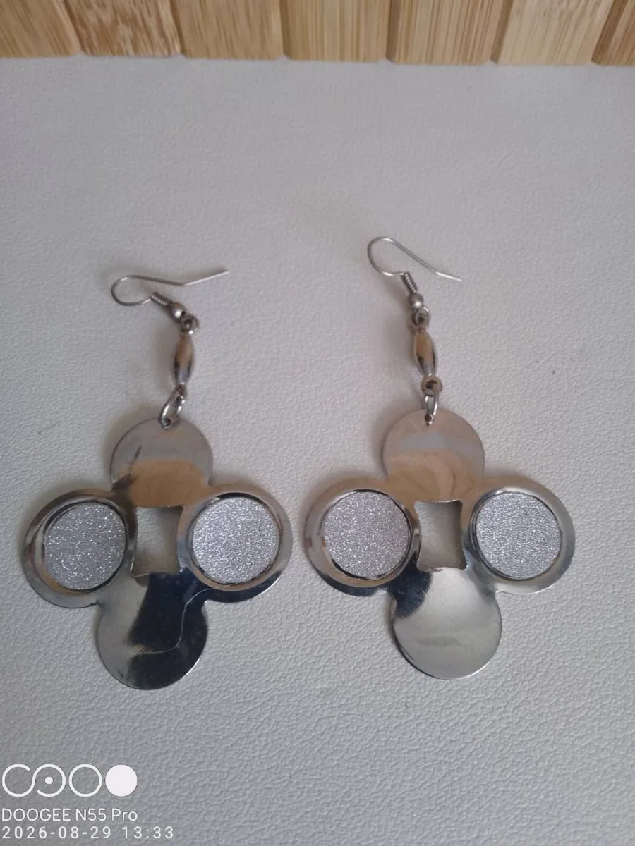 Women's Vintage Earrings - Image 1