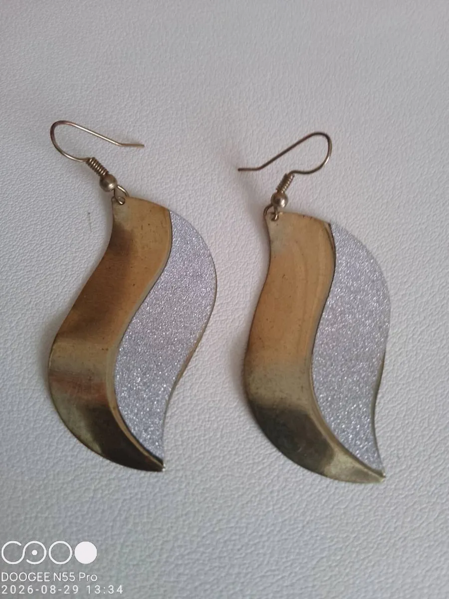 Women's Vintage Earrings - Image 1