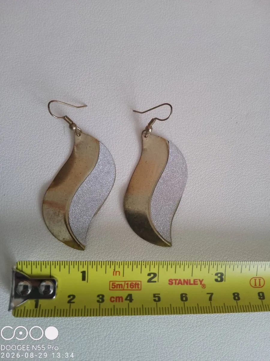 Women's Vintage Earrings - Image 4