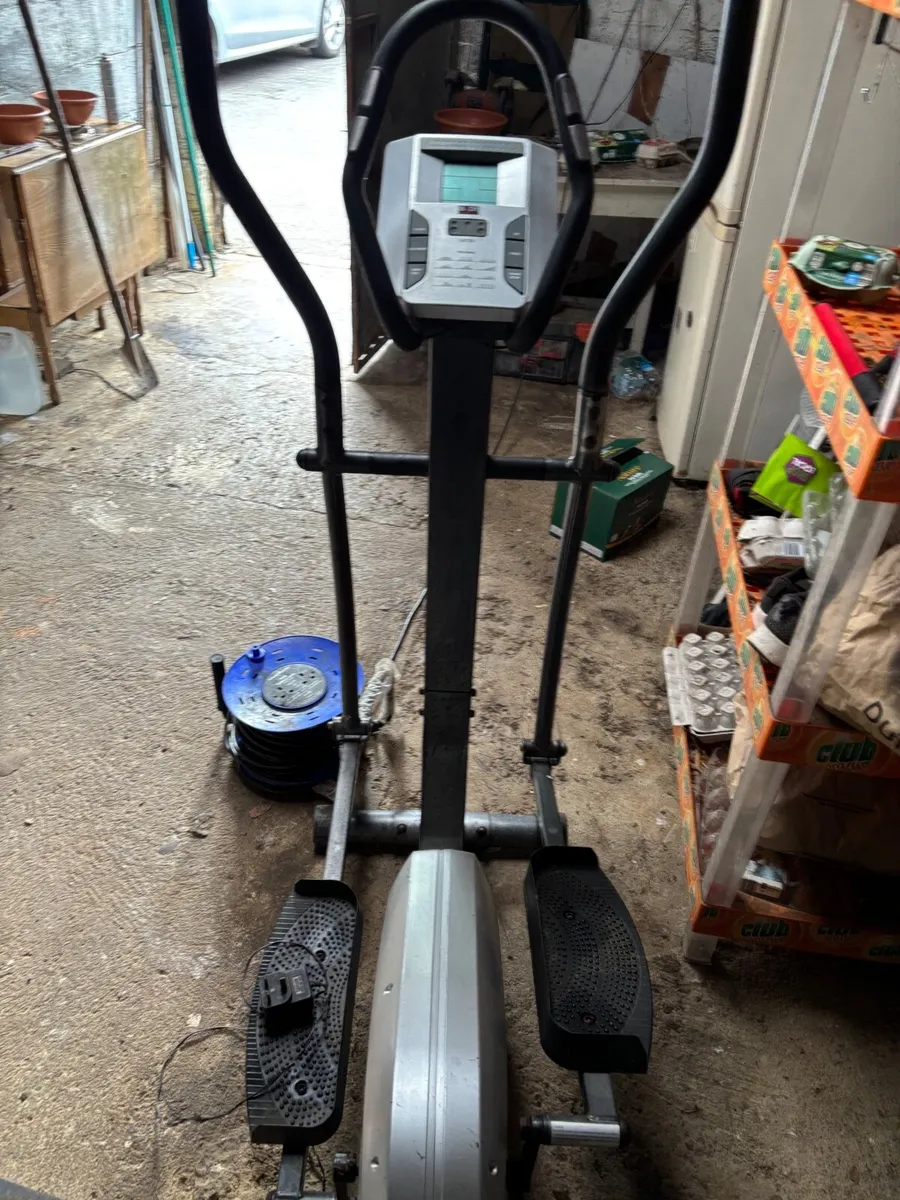 Exercise bike - Image 1