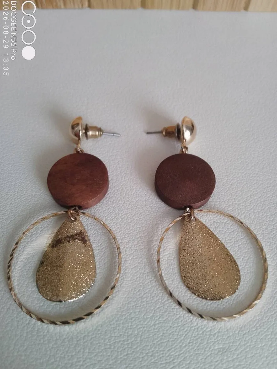 Women's Vintage Earrings - Image 1
