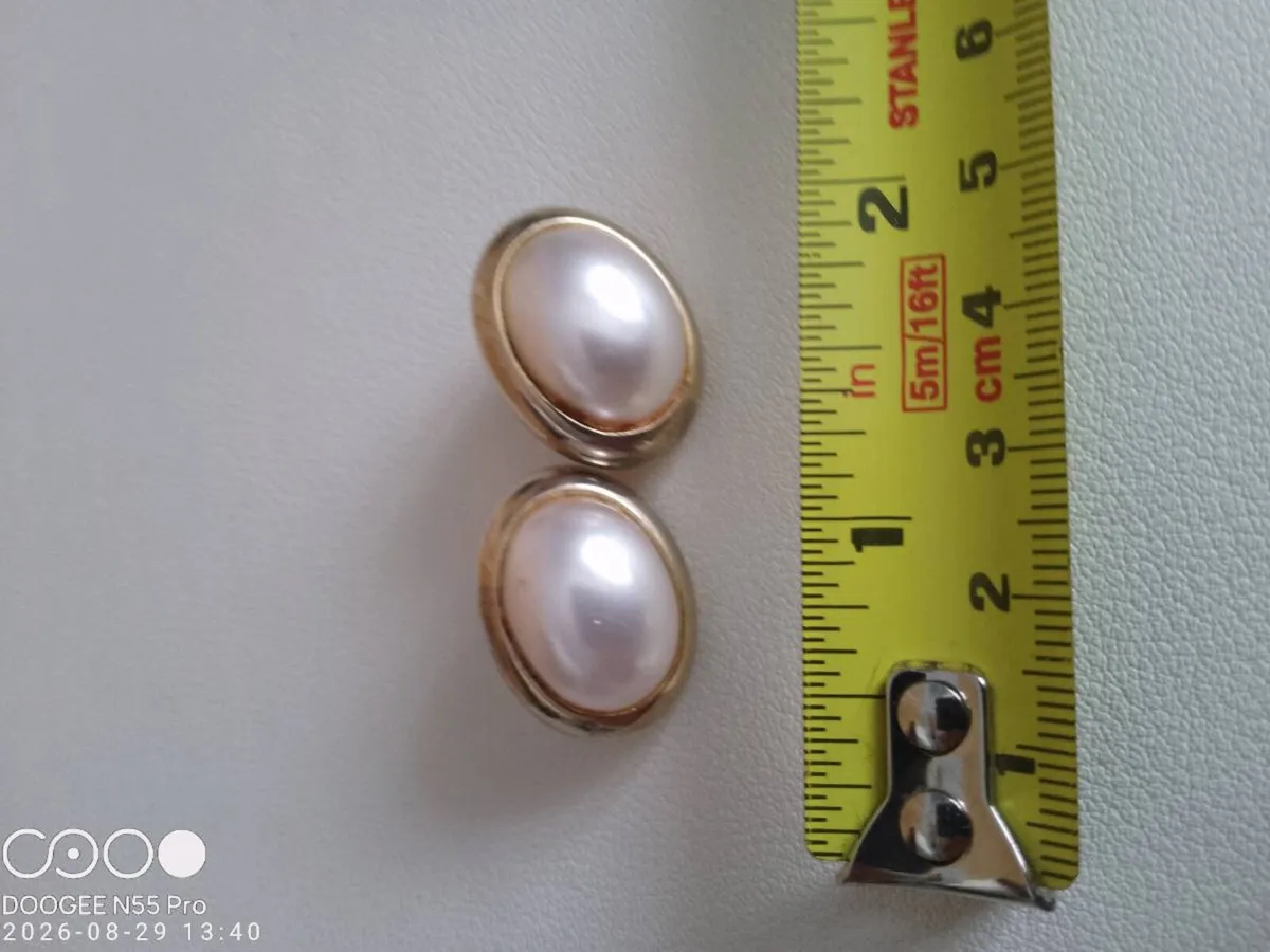 Women's Vintage Earrings - Image 4