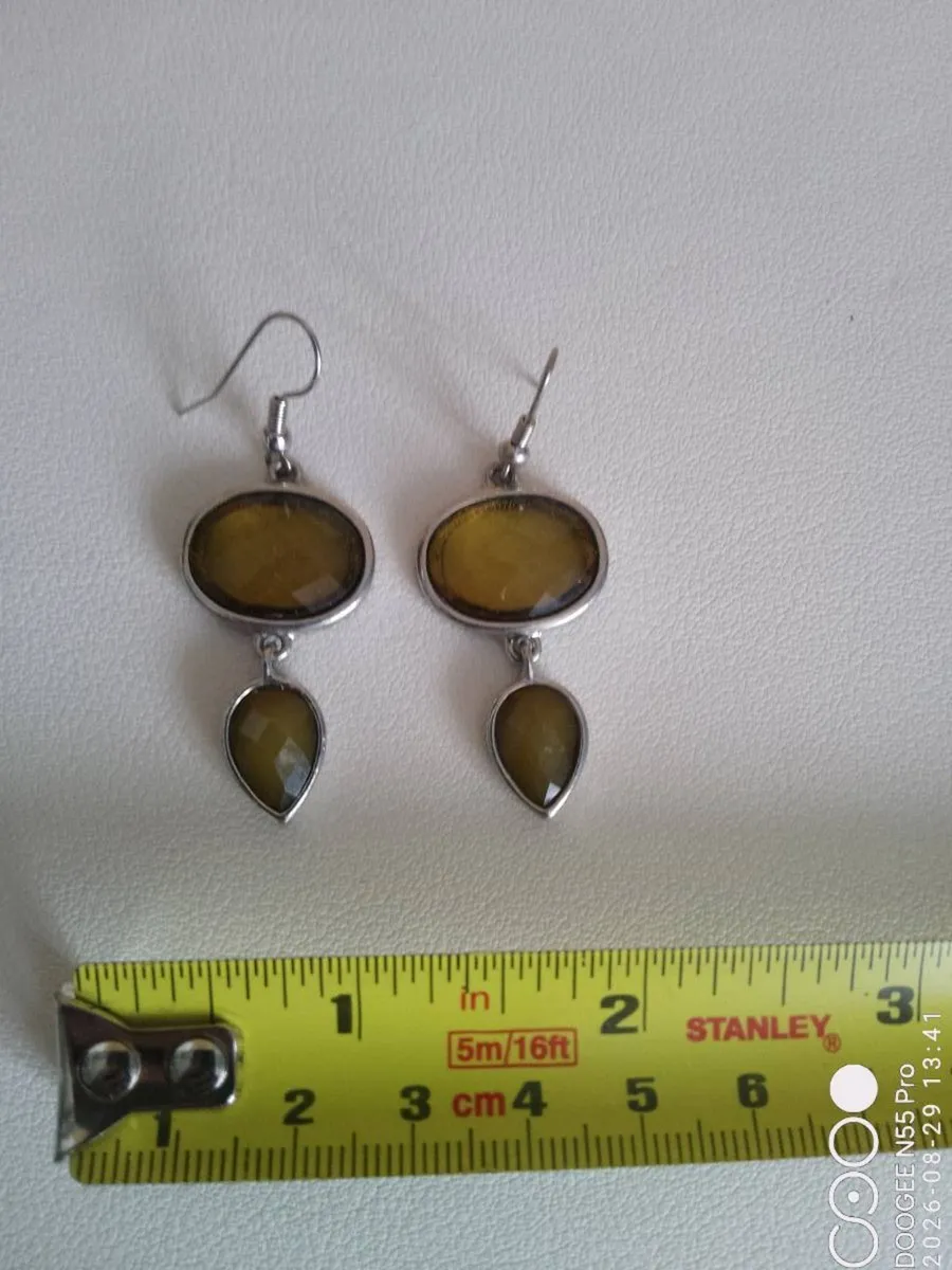 Women's Vintage Earrings - Image 3