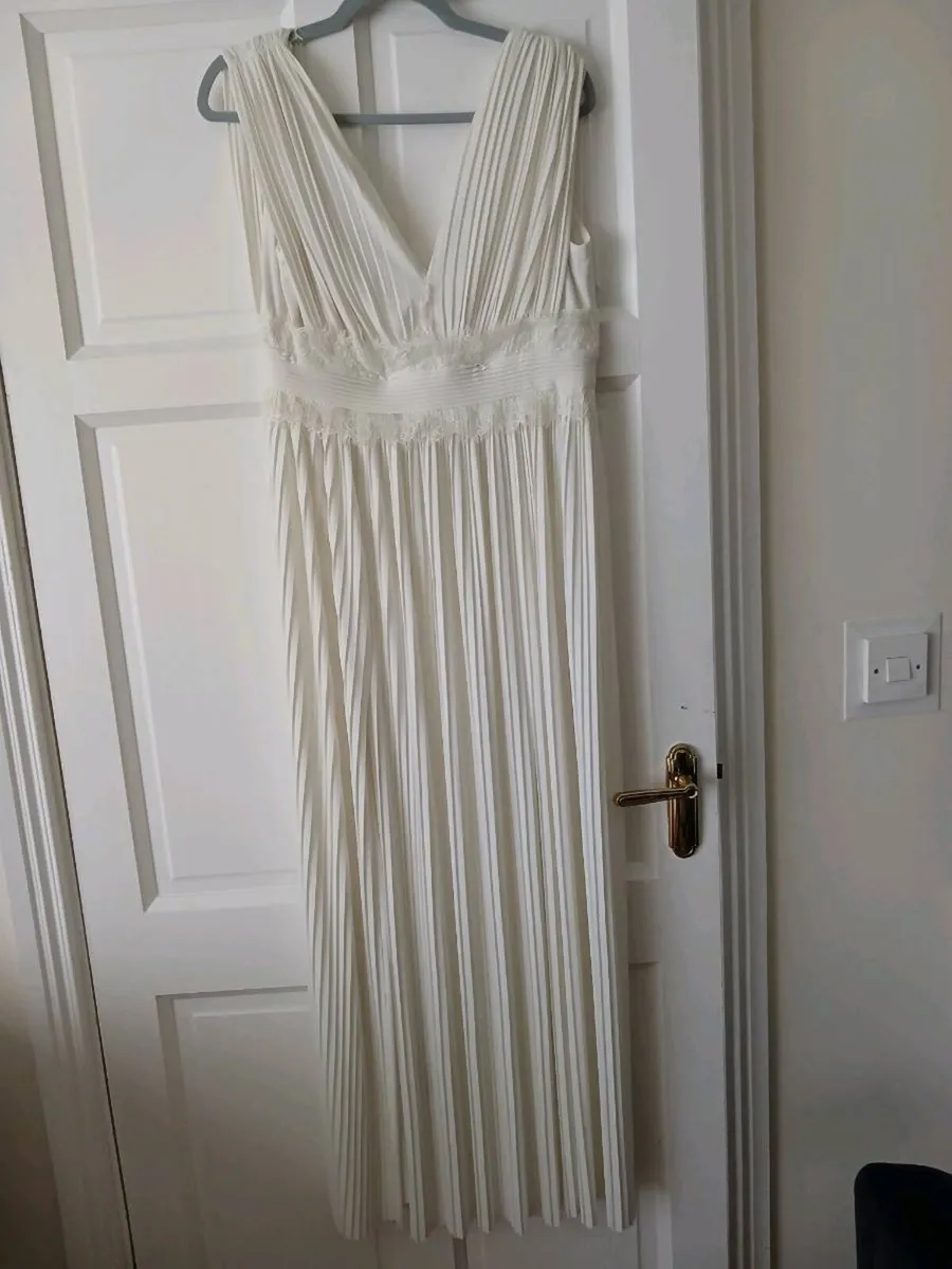 Asos off white/cream (wedding) dress - Image 2