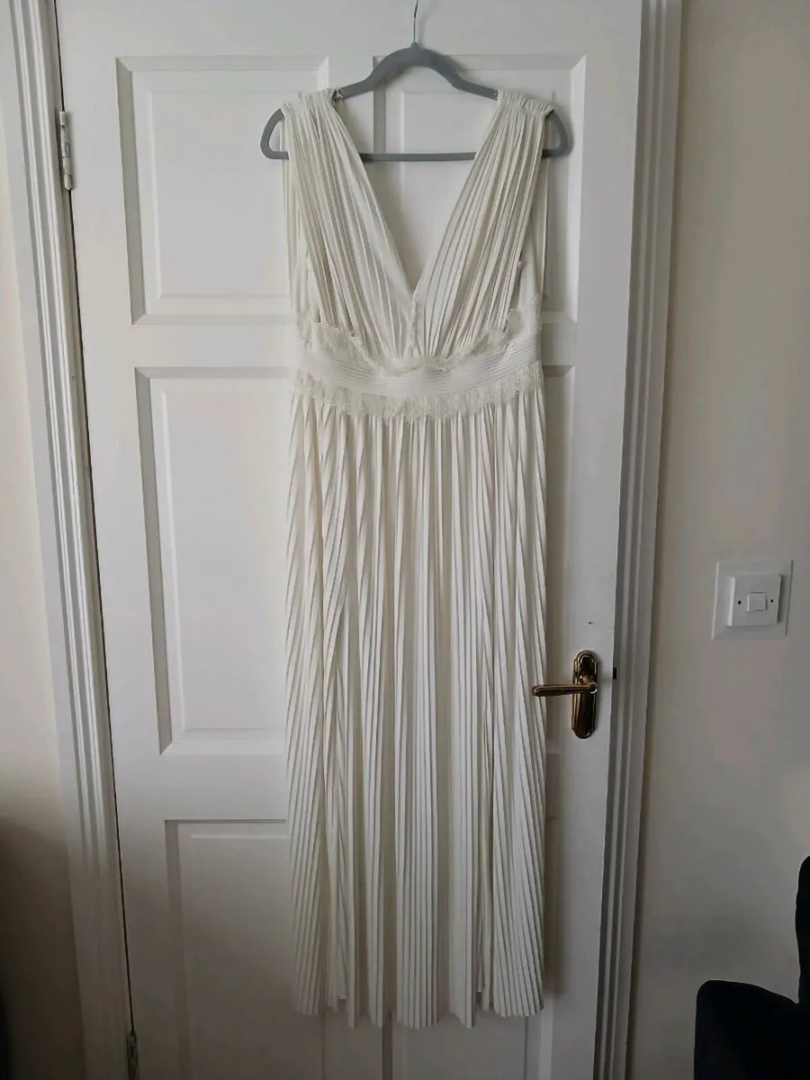Asos off white/cream (wedding) dress - Image 3