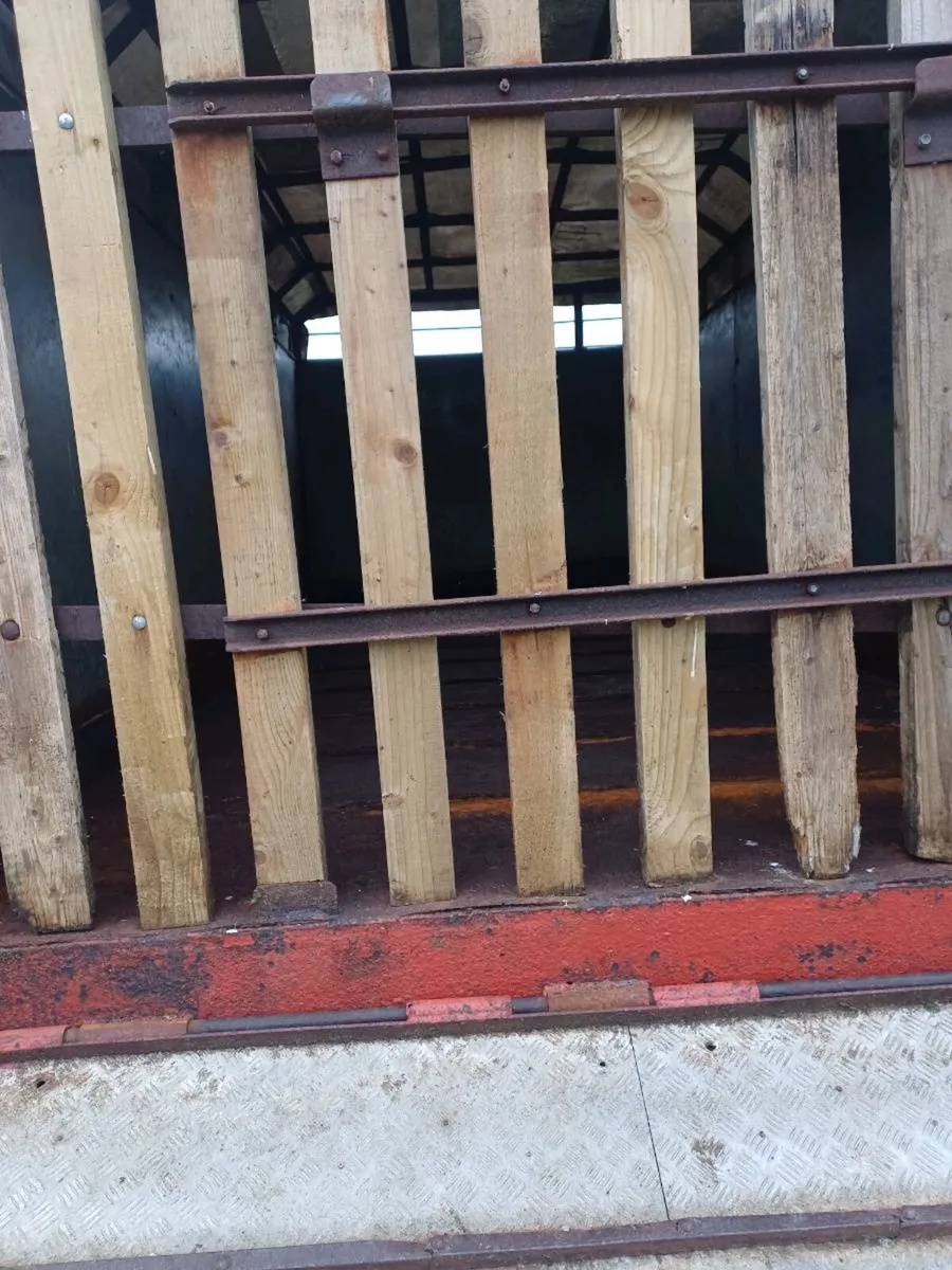 Cattle trailer - Image 3