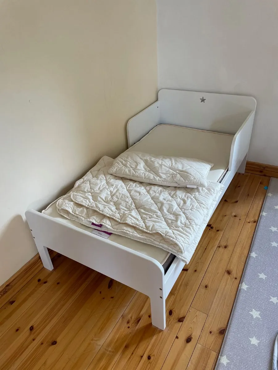 Toddler Bed, wool mattress and wool bedding set - Image 1