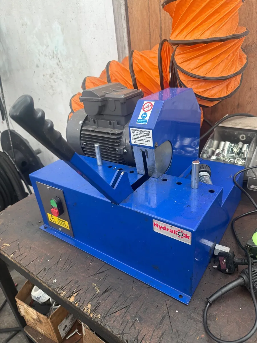 Hydraulic Swage Machine and Hose Cutter - Image 2