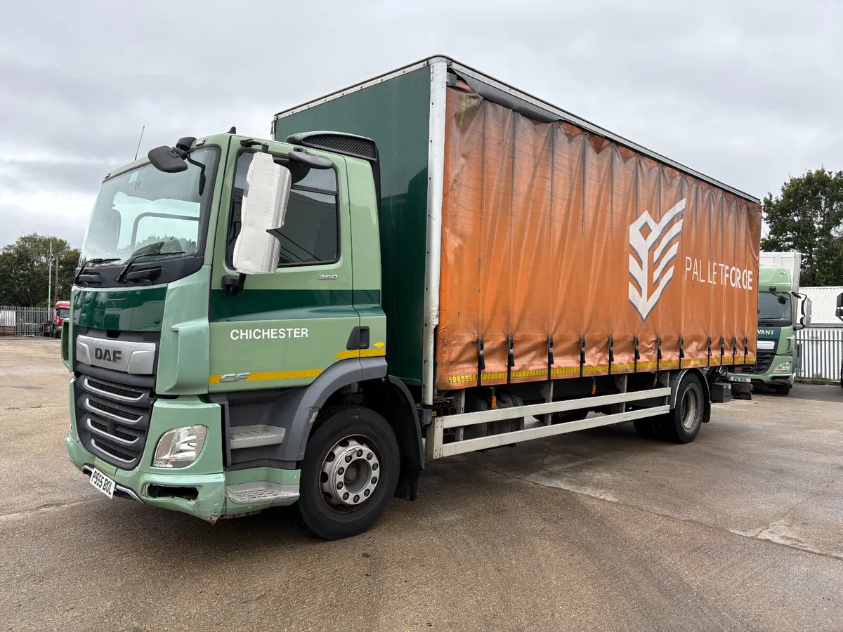 DAF CF260 CURTAINSIDE ONLY 267K KMS! - Image 4