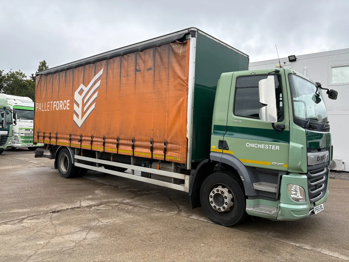 DAF CF260 CURTAINSIDE ONLY 267K KMS! - Image 3