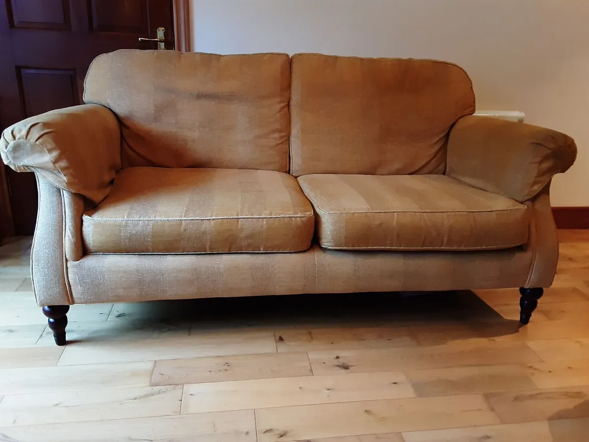 Three piece furniture - Image 2