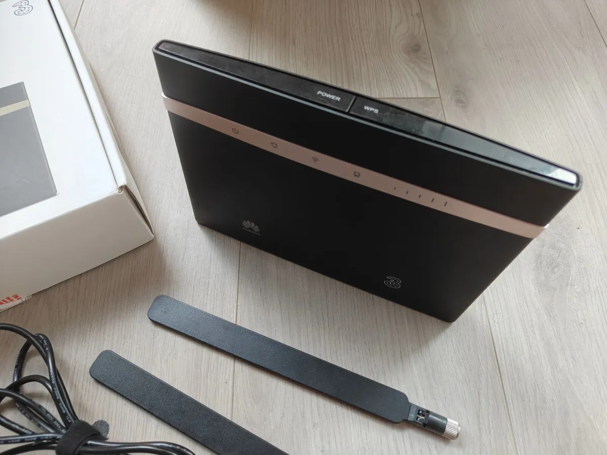 Huawei B525s-23a Unlocked 4G Router/Modem - Image 2