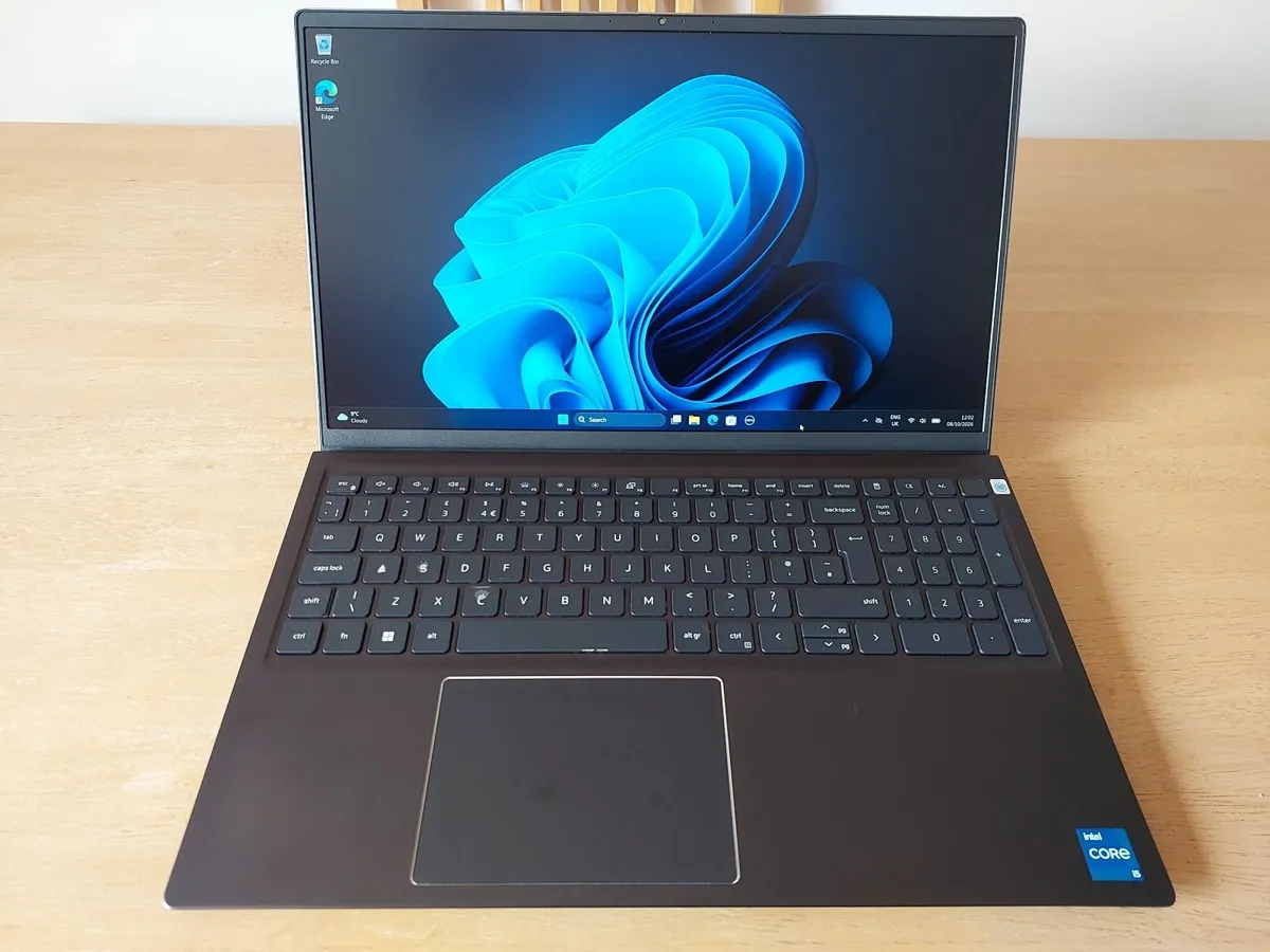 Cheap Laptop Dell Vostro 5510 | Intel i5-11320H | - Image 1