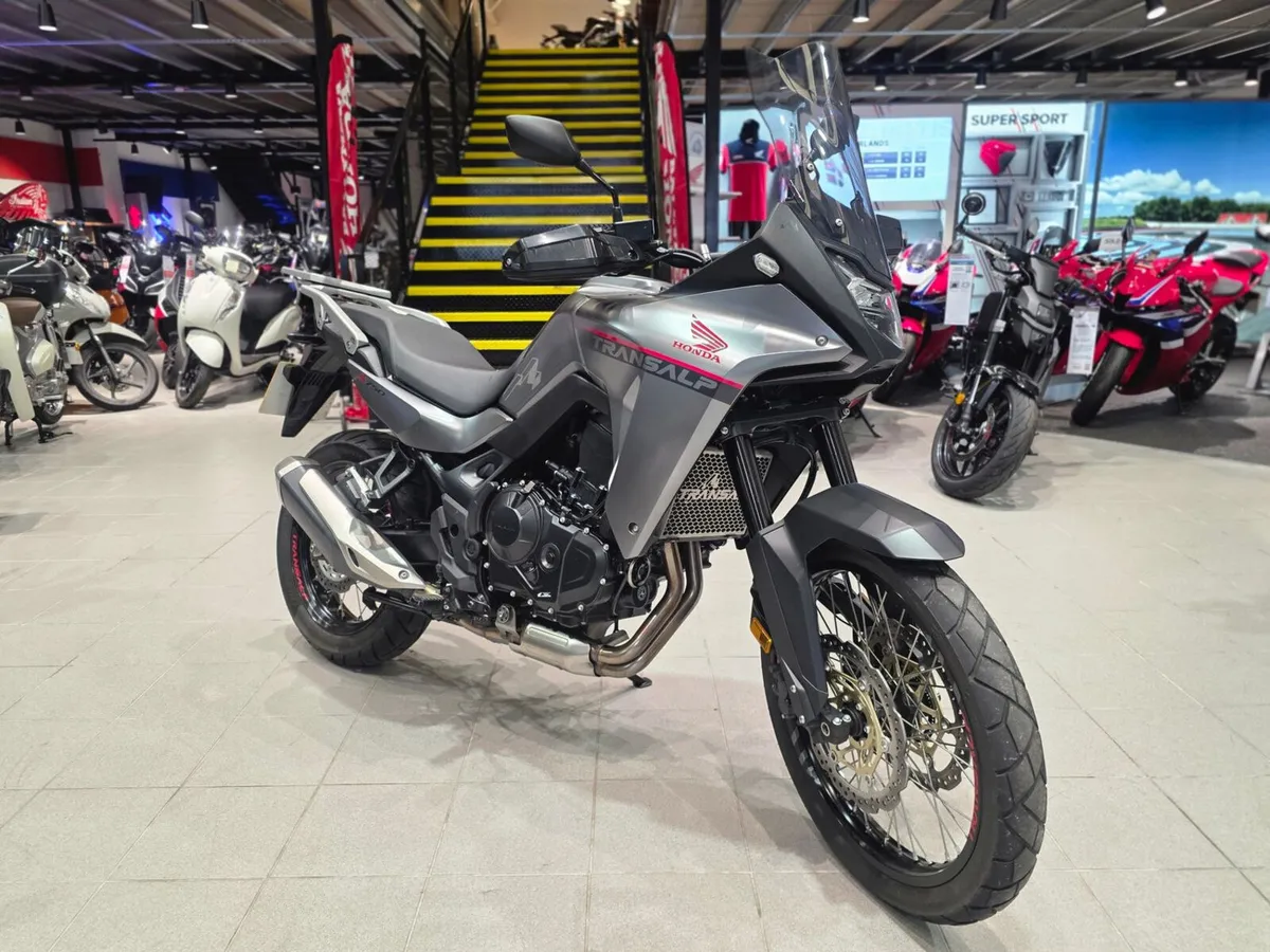 Honda XL750 Transalp - Image 2