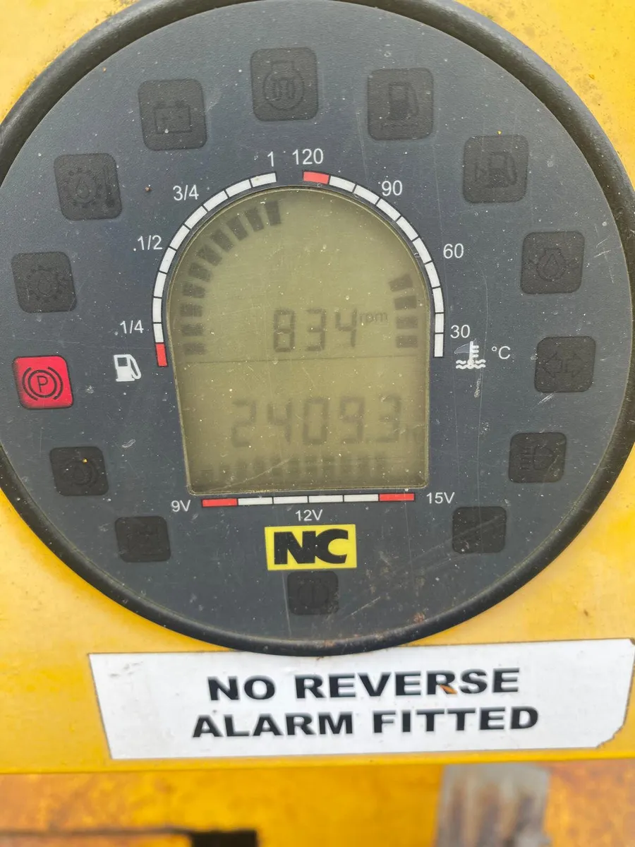 2015 NC ST9E 9T DUMPER - Image 3