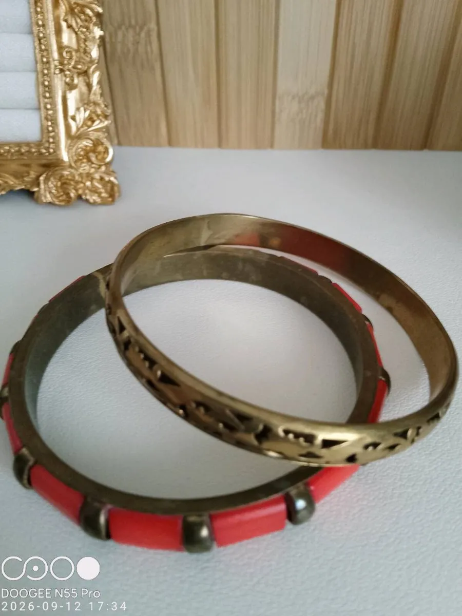 Women's Vintage Style Bangles - Image 3