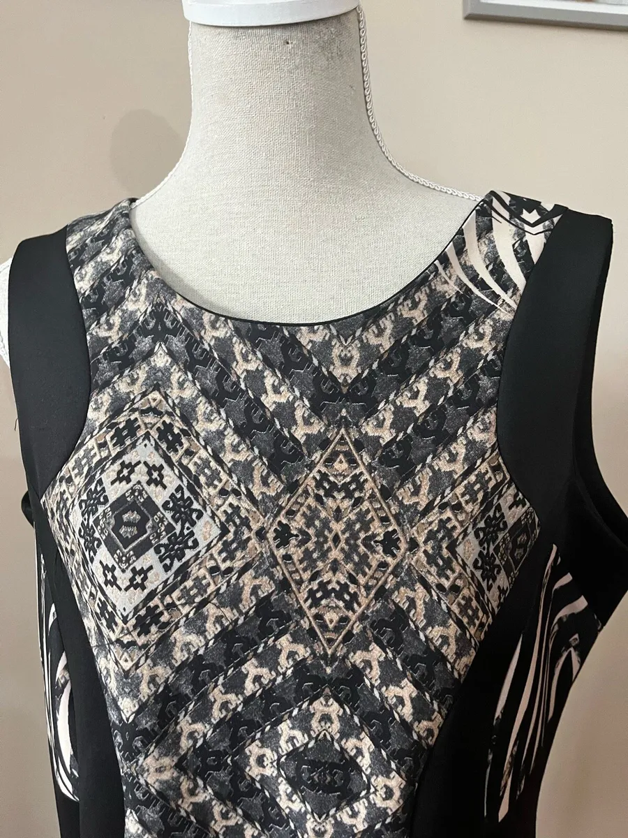 Ladies Dress size for 16/18 - Image 2