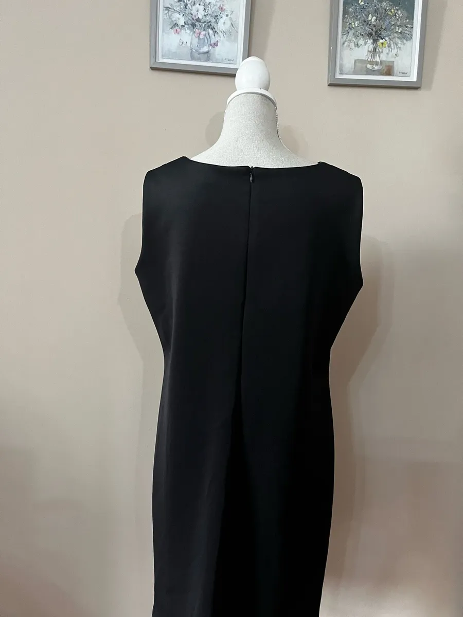 Ladies Dress size for 16/18 - Image 3