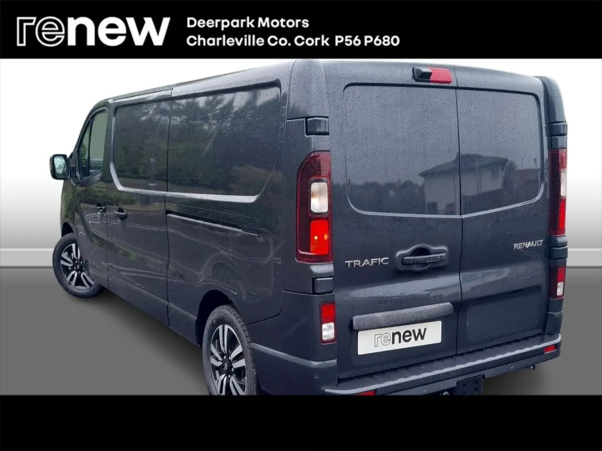 Renault Trafic LL30 Extra Sport 150bhp - Image 2