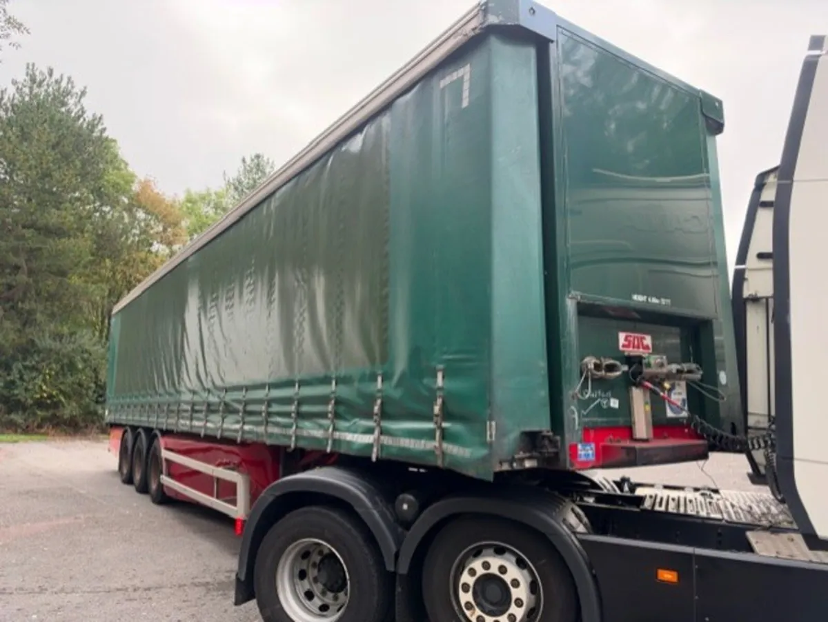 2016 SDC Curtainside Trailer - Image 1