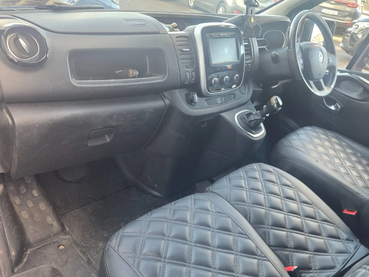 Renault Trafic 2020 - Image 4