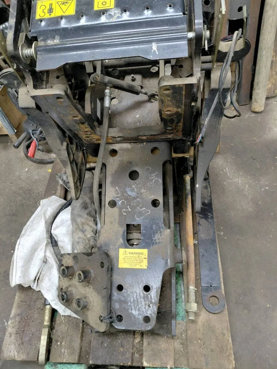 Case puma hitch lwb dromone various ford cnh wheel - Image 2